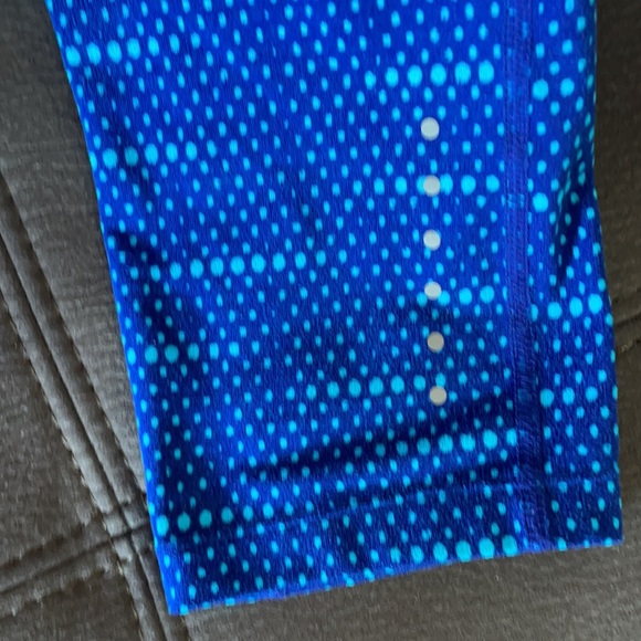 NIKE DRY-FIT Blue & Teal 3/4 length Running Pants - Picture 9 of 10